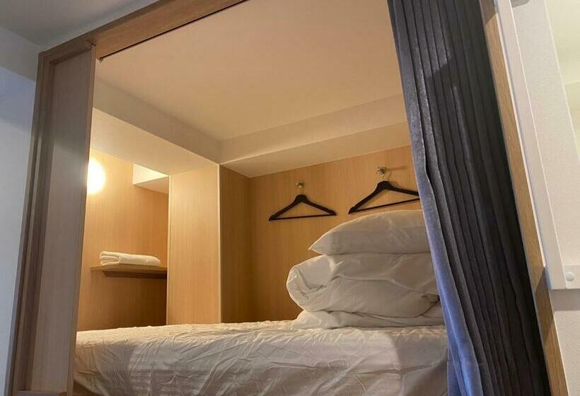 ユースホステル Jakotelplus Nanba Female Dormitory