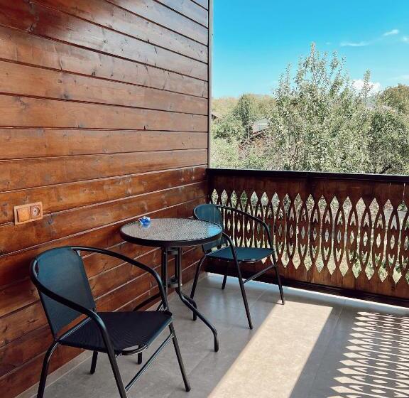 هتل Nordmann,racha