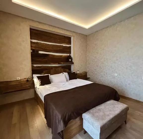 هتل Nordmann,racha