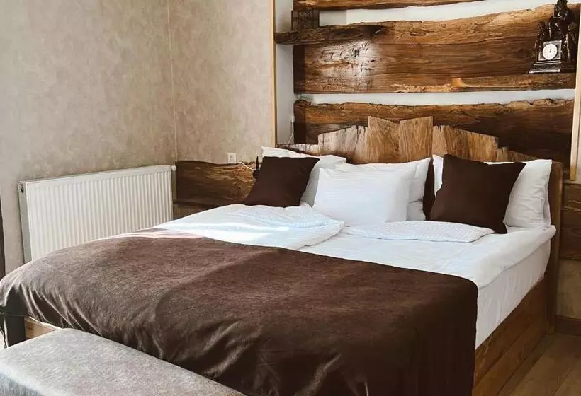 هتل Nordmann,racha