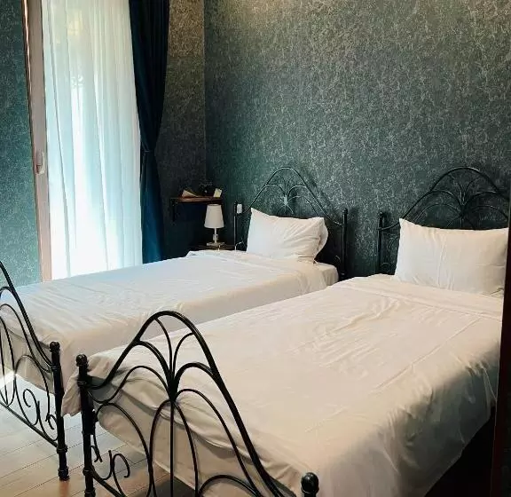 هتل Nordmann,racha