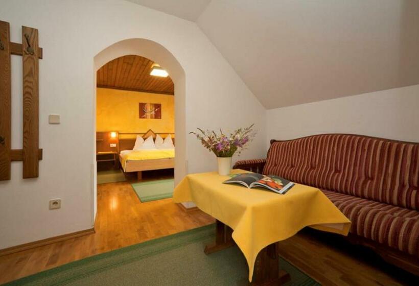 בית מלון כפרי Gourmetbauernhof Mentebauer