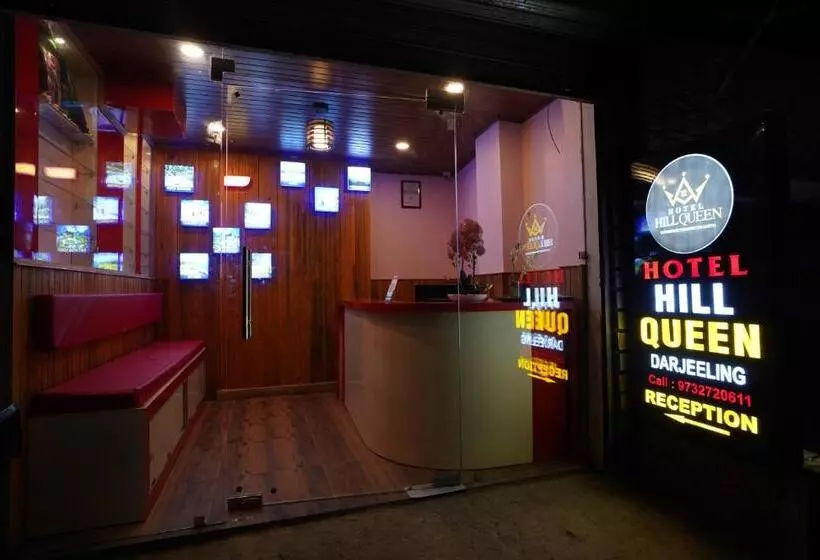 ホテル Hill Queen Near Sherpa Gumba Darjeeling Mall 5 Min Couple Friendly