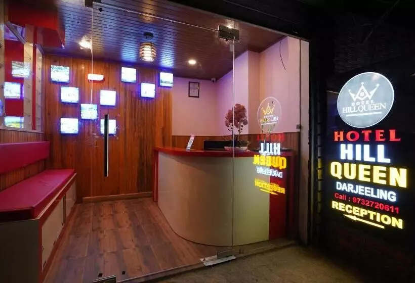 ホテル Hill Queen Near Sherpa Gumba Darjeeling Mall 5 Min Couple Friendly