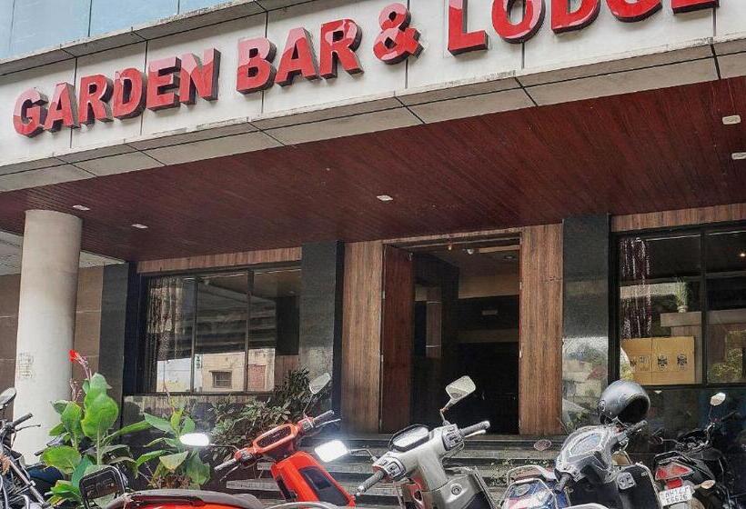 فندق Oyo Flagship Savanna Garden Lodge