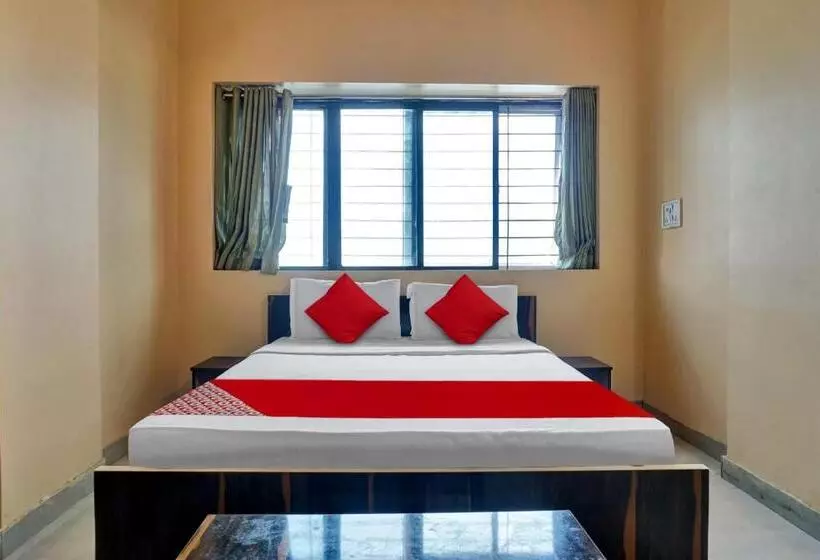 ホテル Oyo Flagship Savanna Garden Lodge