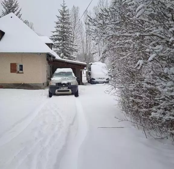 ベッドアンドブレックファースト Charlotte Et Jean