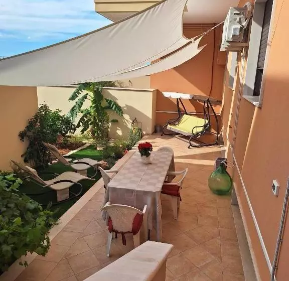 Aamiaismajoitus (B&B) Domus 0143