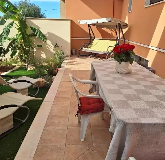 Aamiaismajoitus (B&B) Domus 0143