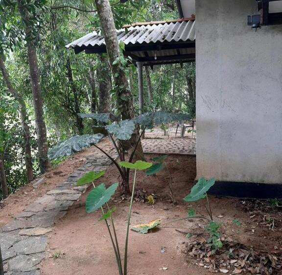 צימר Belihuloya Bliss Lodge And Cafe