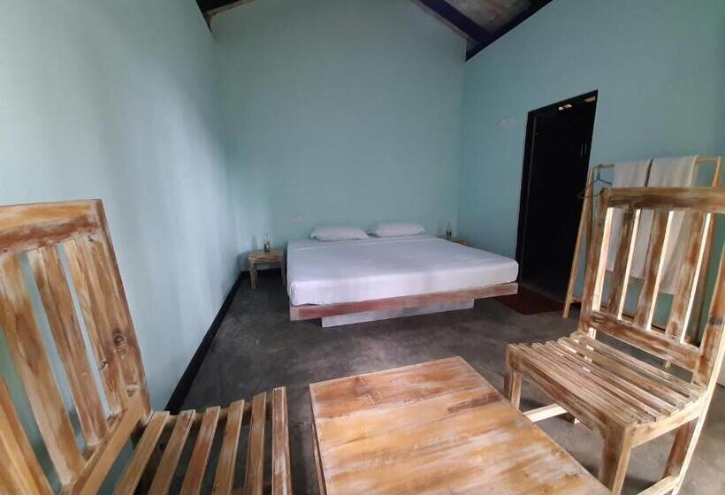 צימר Belihuloya Bliss Lodge And Cafe