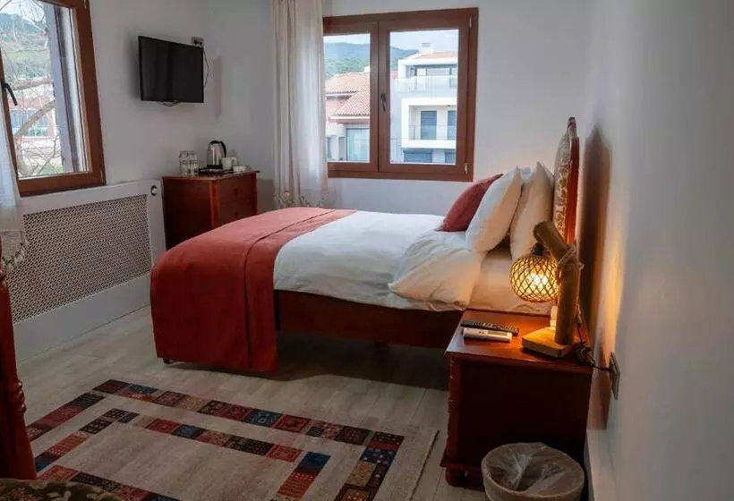 هتل Black Lotus İzmir