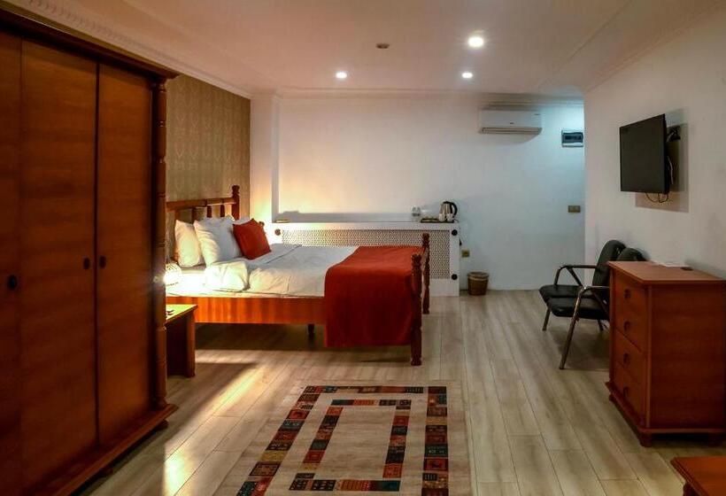 בית מלון כפרי Black Lotus İzmir