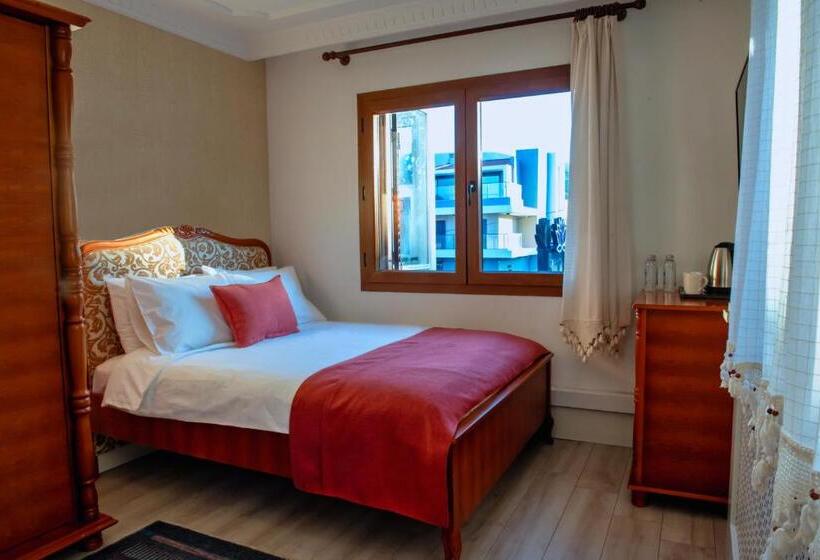 בית מלון כפרי Black Lotus İzmir