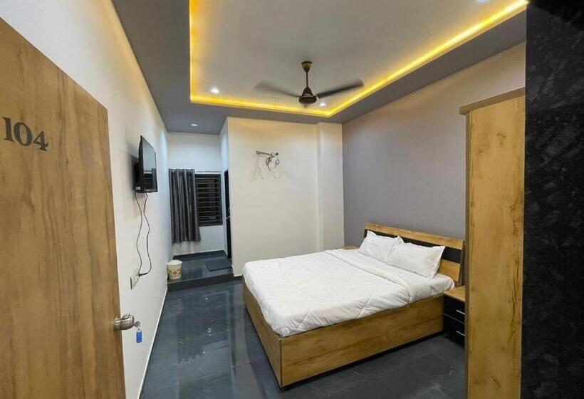 Отель The Grand Maruti