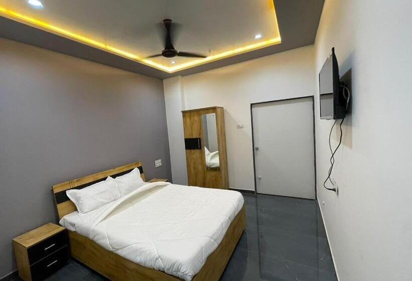 Отель The Grand Maruti