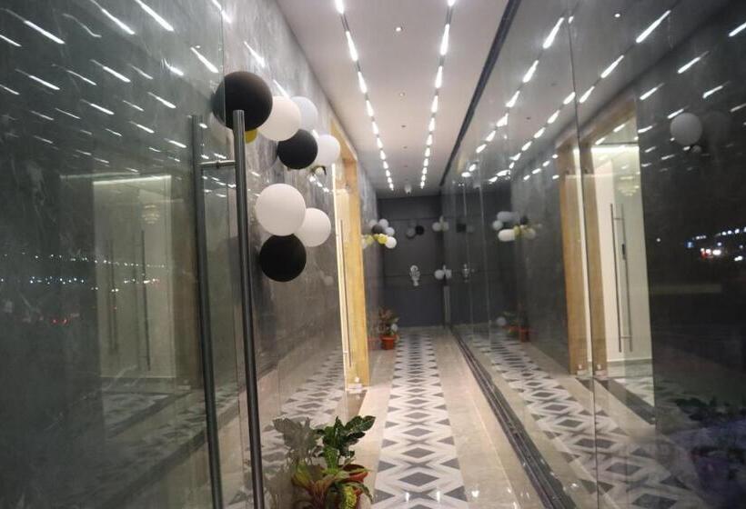 Отель The Grand Maruti