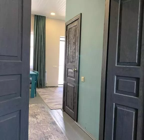 Majatalo Dendrobak Guesthouse