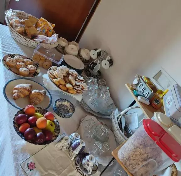 ペンション Domo Is Domus