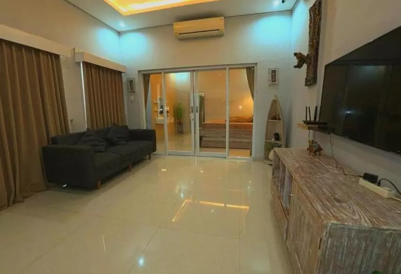 پانسیون Kubu Ramah Canggu