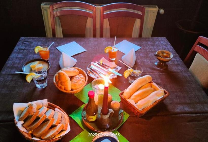 Пансион Motorest U Koně