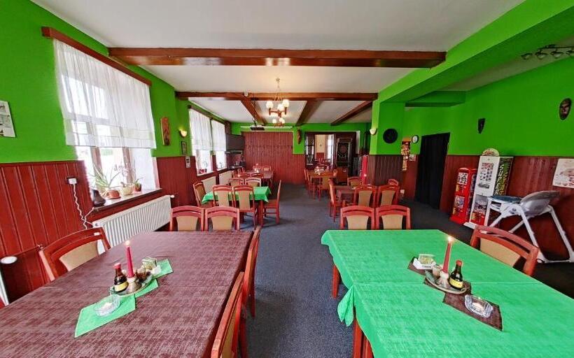 Пансион Motorest U Koně