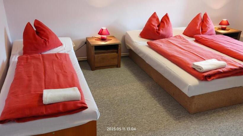 Пансион Motorest U Koně