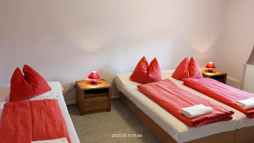 Пансион Motorest U Koně