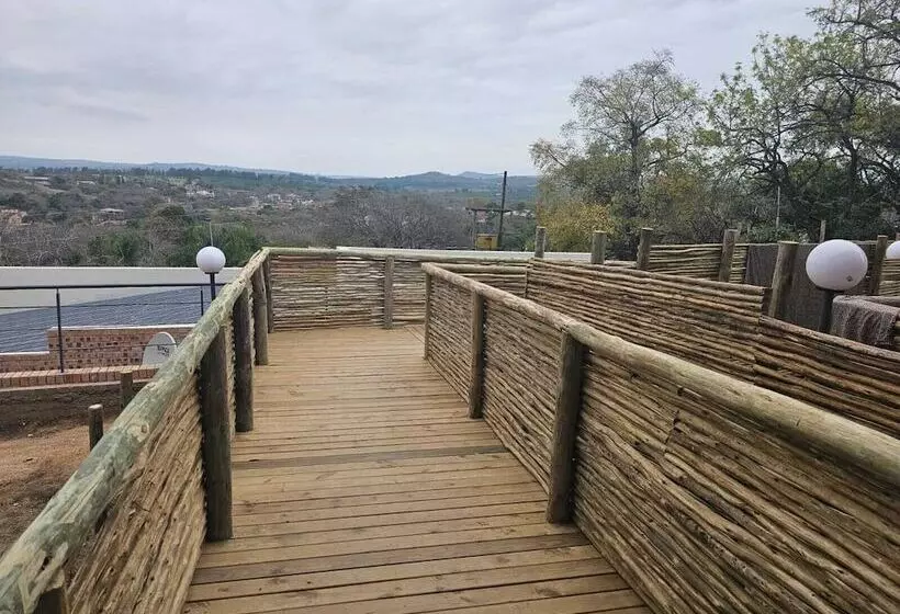 Majatalo Tembo Guest Lodge