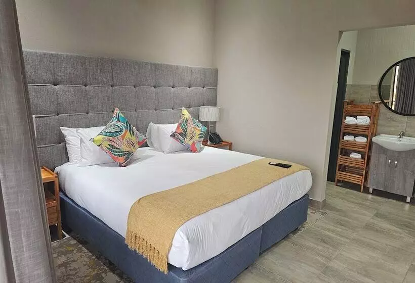 Majatalo Tembo Guest Lodge