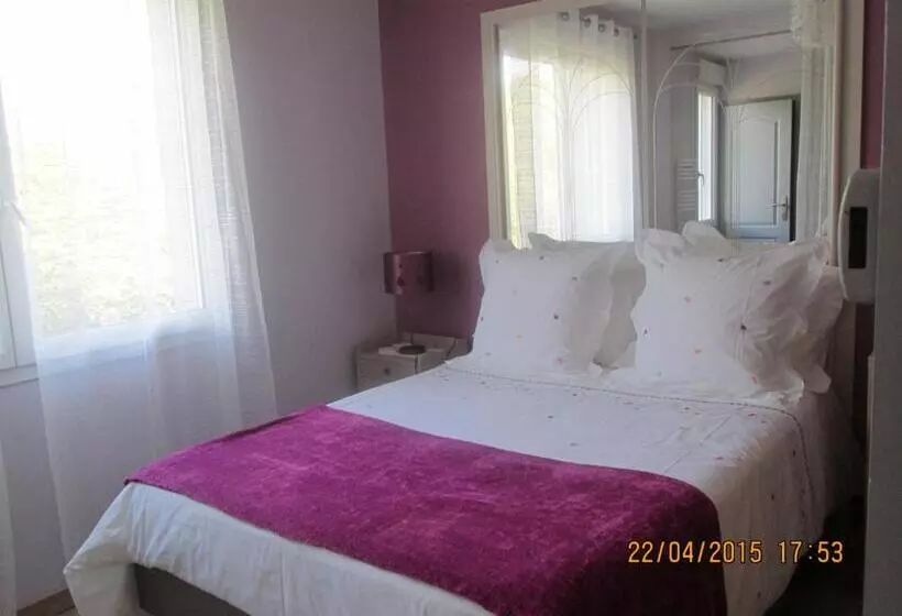 ベッドアンドブレックファースト Chambre D'hôtes Du Bois Joli