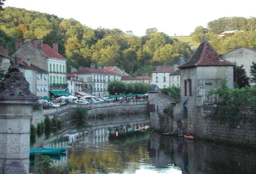 Villa Gites Chambre D Hôtes Avec Piscine Dordogne 2 4 6 8 10 Personnes