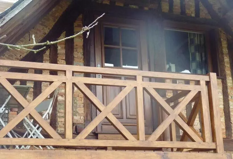 Aamiaismajoitus (B&B) La Charretterie