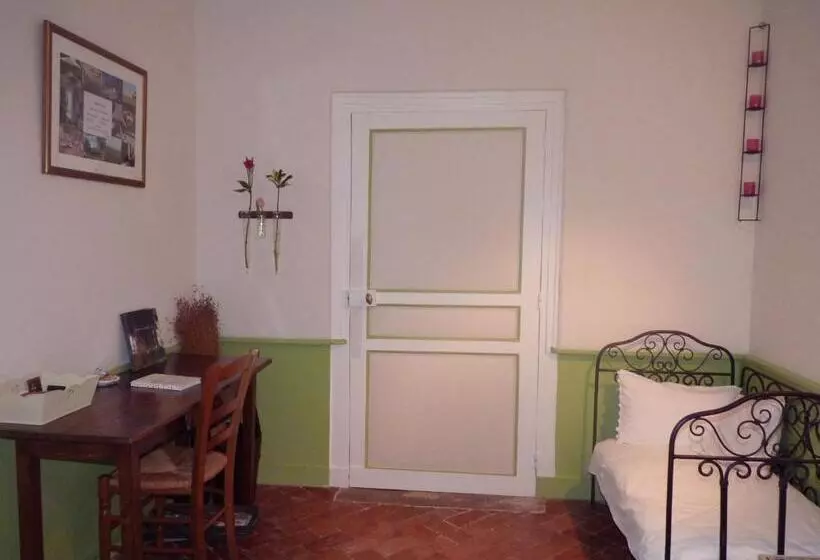 Aamiaismajoitus (B&B) La Charretterie