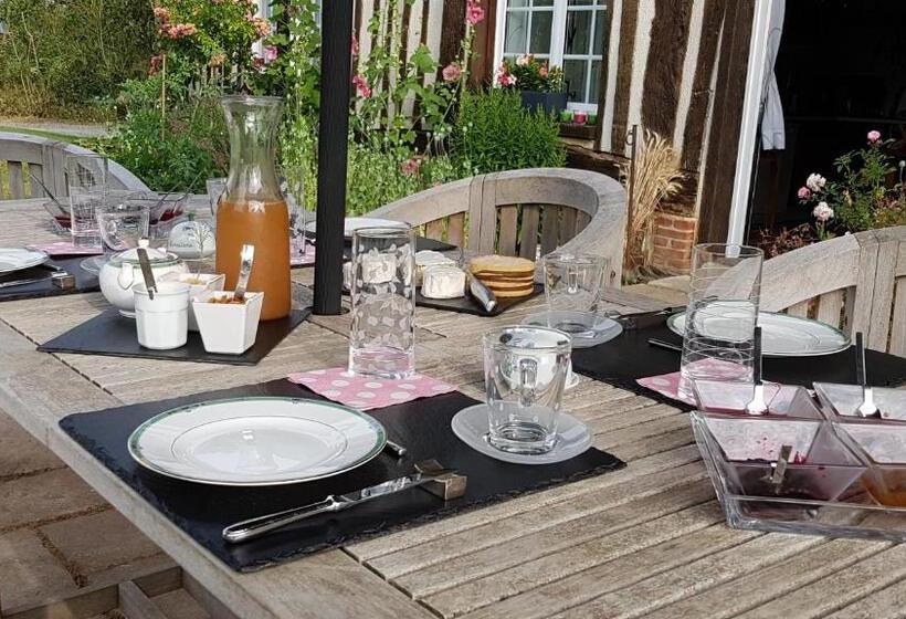 مبيت وإفطار La Charretterie