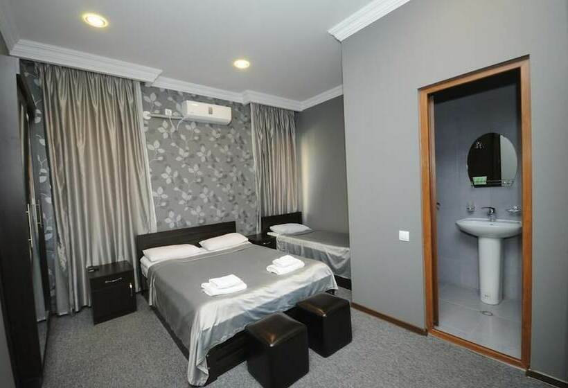 هتل 7 Rooms