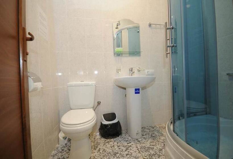 هتل 7 Rooms