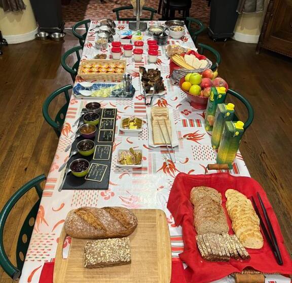 Отель Chambres D'hôtes L'astazou