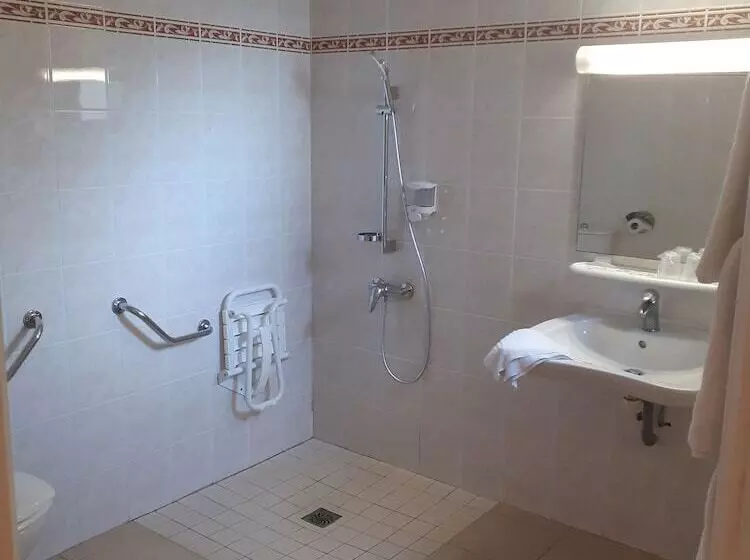 هتل Hôtel Le Goas Plat