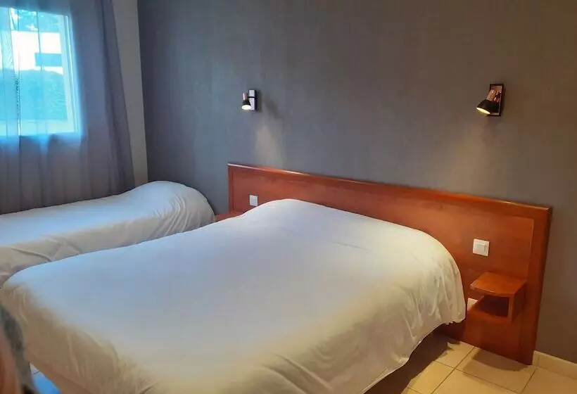 هتل Hôtel Le Goas Plat
