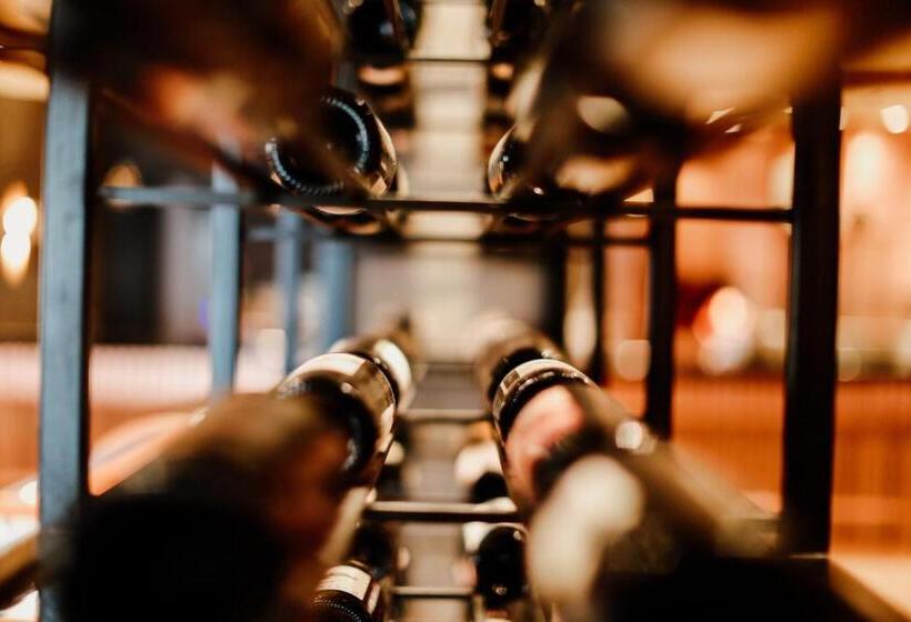 فندق Klajdi Resort & Spa