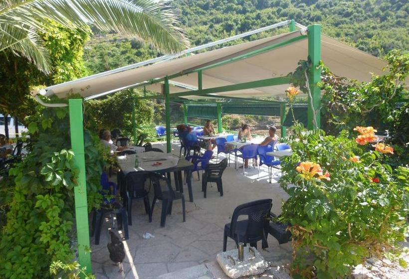 בית מלון כפרי Kristal