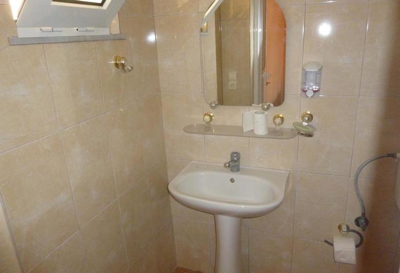 בית מלון כפרי Kristal