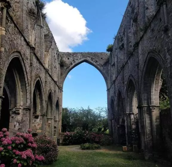 ベッドアンドブレックファースト Le Bercail