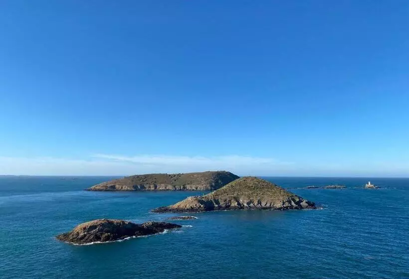 ベッドアンドブレックファースト Le Bercail