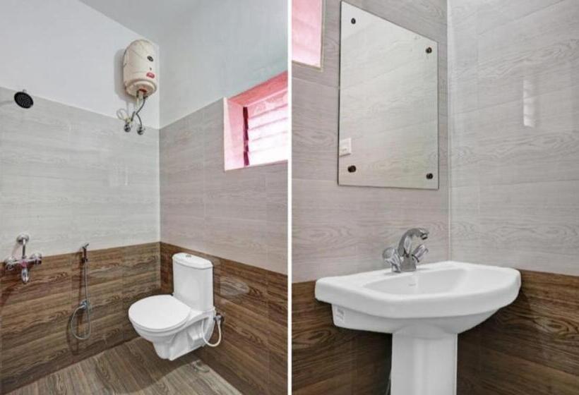 Goroomgo Hotel Moon Light Guest House Bhubaneswar   Perfect Room With Spacious Room