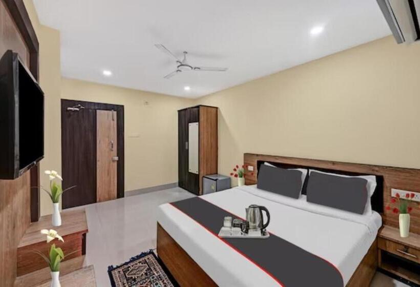 Goroomgo Hotel Moon Light Guest House Bhubaneswar   Perfect Room With Spacious Room