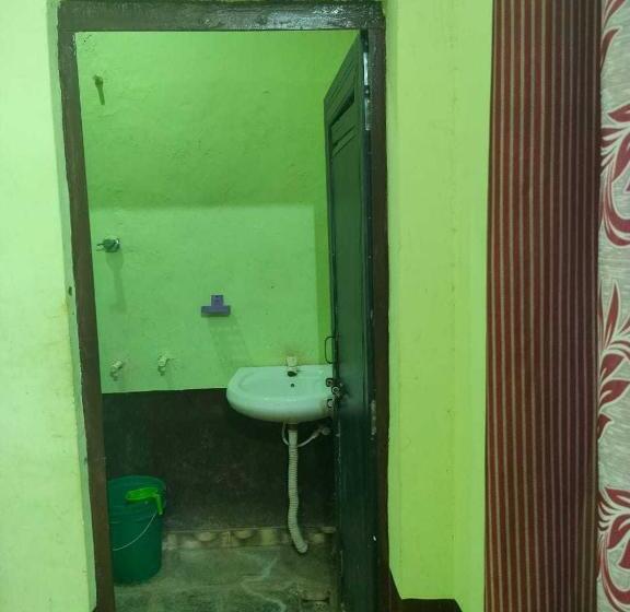 هتل Spot On Singh Garden