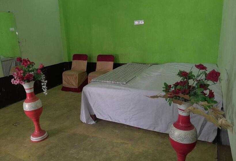 هتل Spot On Singh Garden