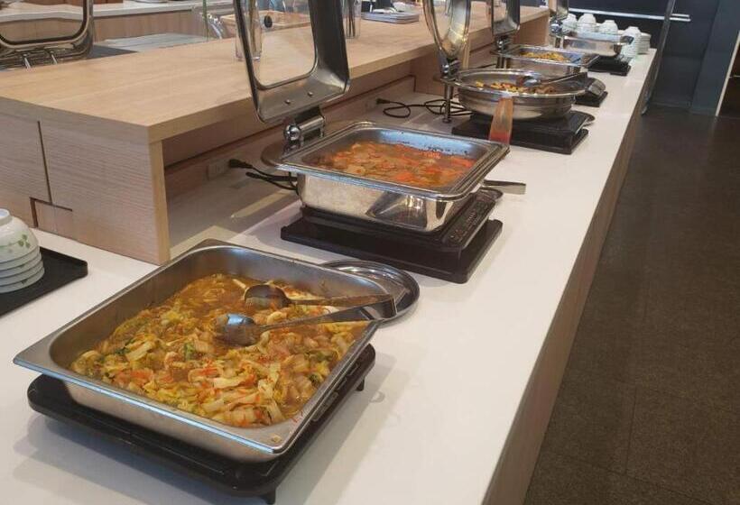 Kansai International Airport Hotel 11